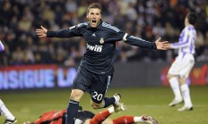 开云体育官方网站-冰与火的加时史诗，欧冠淘汰赛焦点战，冰岛球队绝境逆袭罗马