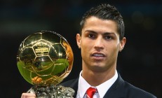 开云在线直播-当铁锤遇上铁壁，弗拉霍维奇如何让加纳防线陷入无解的哲学困境