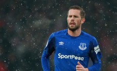 开云在线直播-狼啸浦江，当森林狼的野性撞上上海滩的坚韧，保罗用纪录刻下唯一之夜