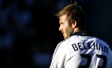 开云APP-冰火鏖战，乔治末节封神，76人险胜吉林背后的战术博弈与精神密码