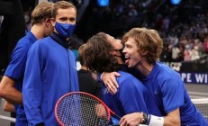 开云体育登录-拉沃尔杯鏖战联合杯，兹维列夫统治全场的简单介绍