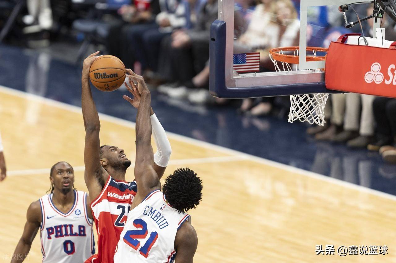 快船横扫上海队,字母哥高光表现 快船横扫上海队,字母哥高光表现