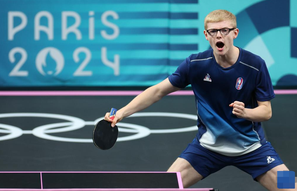 法国球员在比赛中赢得了胜利的机会 法国球员在比赛中赢得了胜利的机会