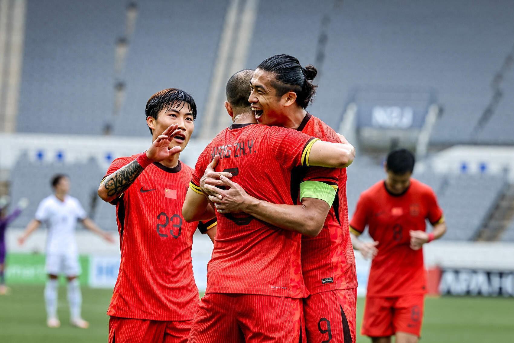 南北亚比赛场上火爆，胜者继续晋级的简单介绍