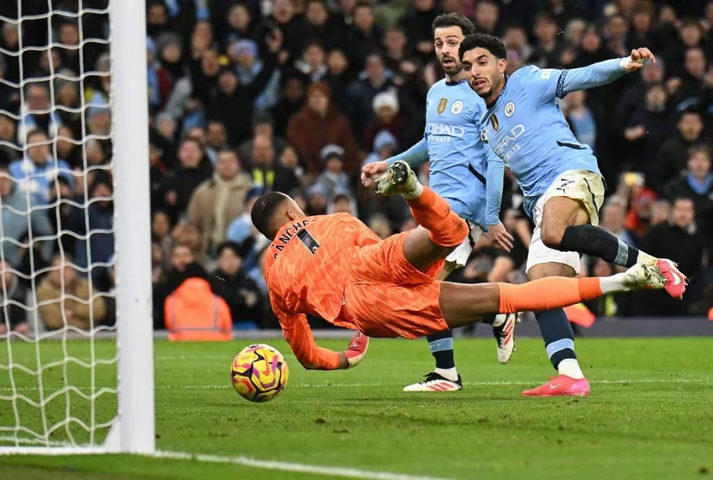 关于纽卡斯尔战胜对手，英格兰足球联赛排名攀升的信息