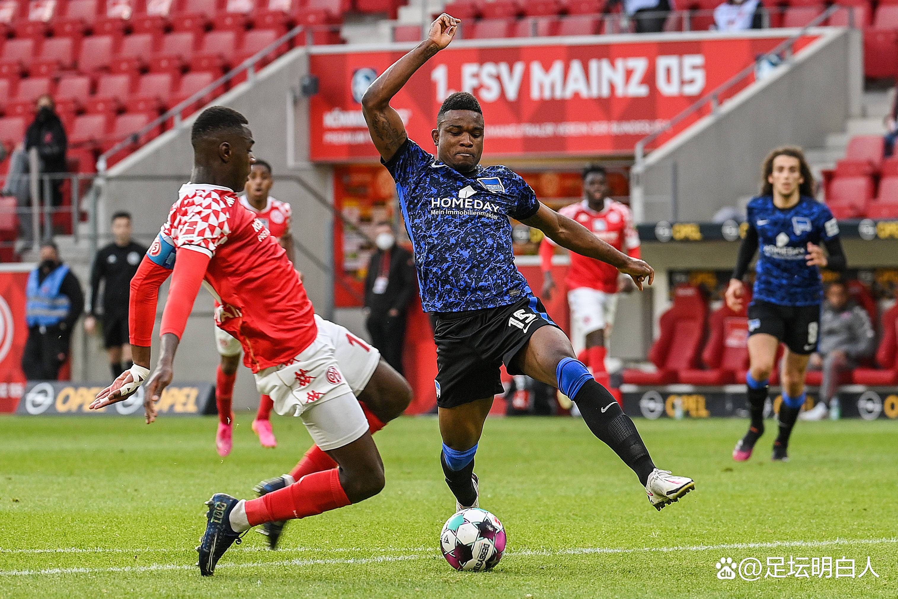 包含沙尔克队客场不敌对手，遭遇惨痛失利的词条