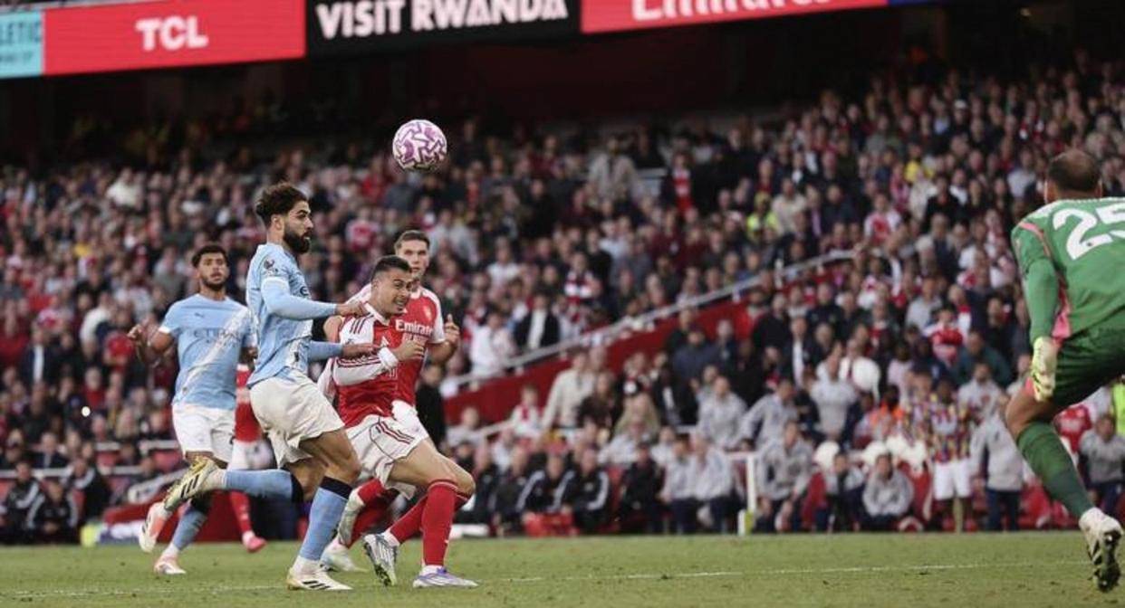 葡萄牙轻取阿森纳,阿尔瓦雷斯带队取胜 葡萄牙轻取阿森纳,阿尔瓦雷斯带队取胜