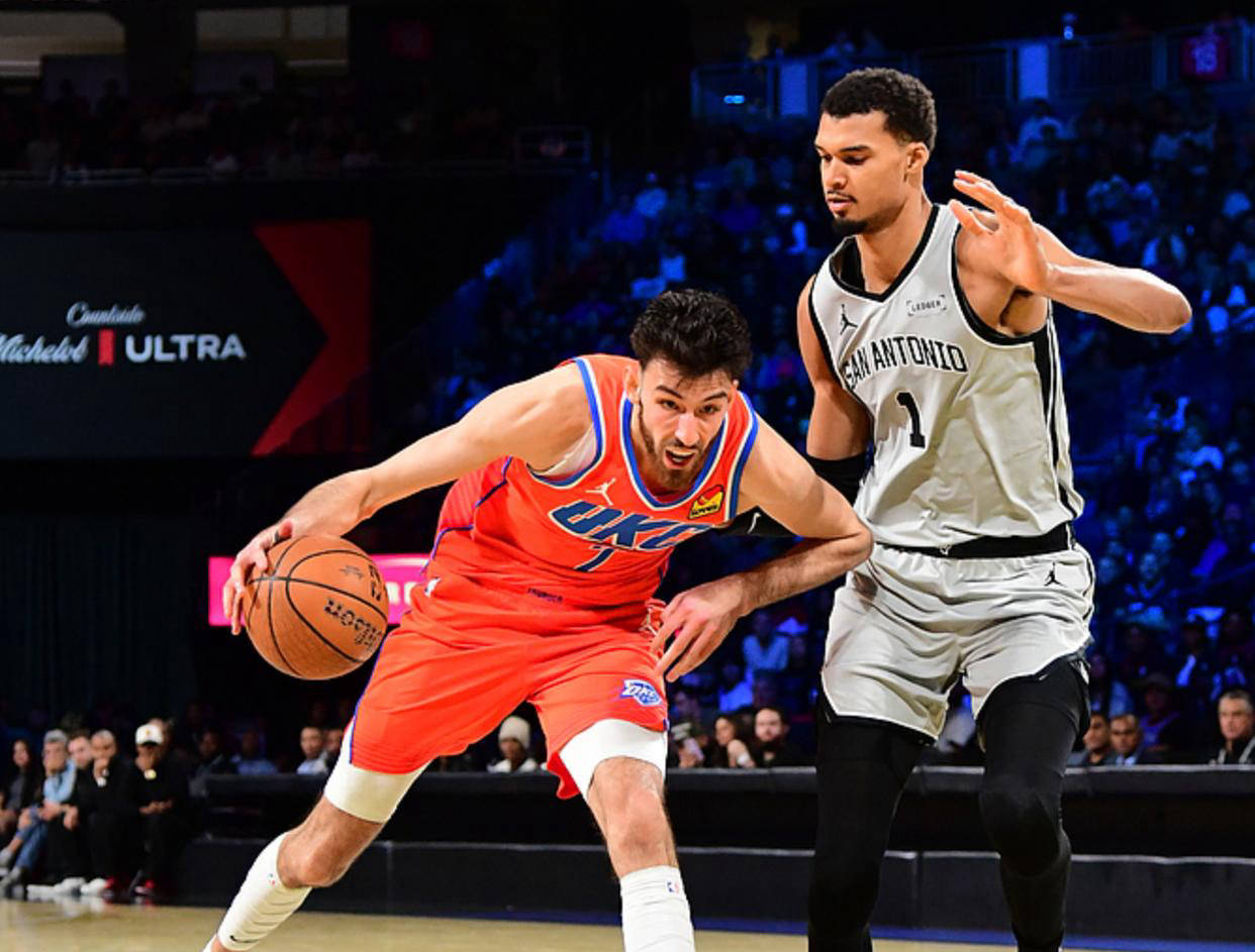 马刺轻取76人，布伦森统治全场