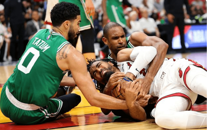 热火碾压凯尔特人，麦科勒姆送出助攻的简单介绍