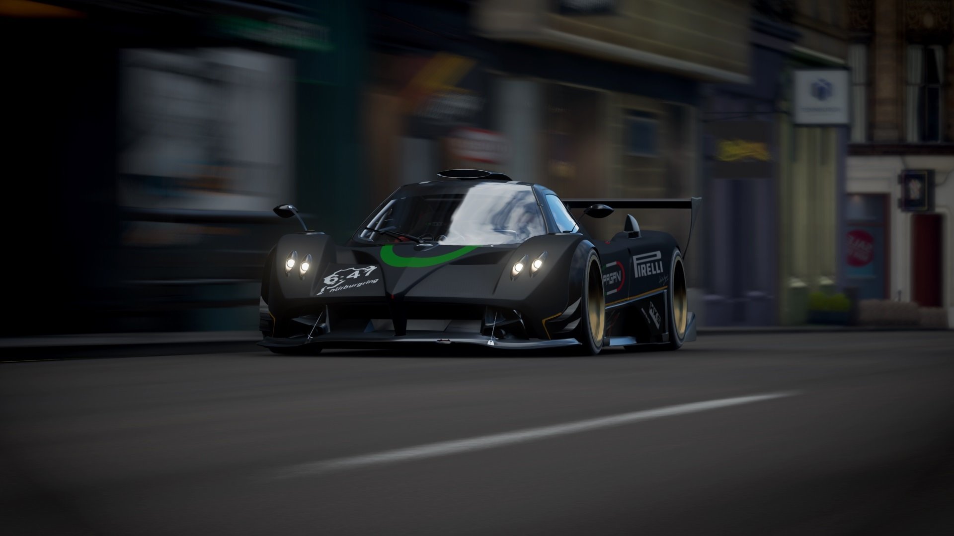 跨界争锋,当骑士鏖战尼克斯,英格拉姆在F1赛道接管年度争冠