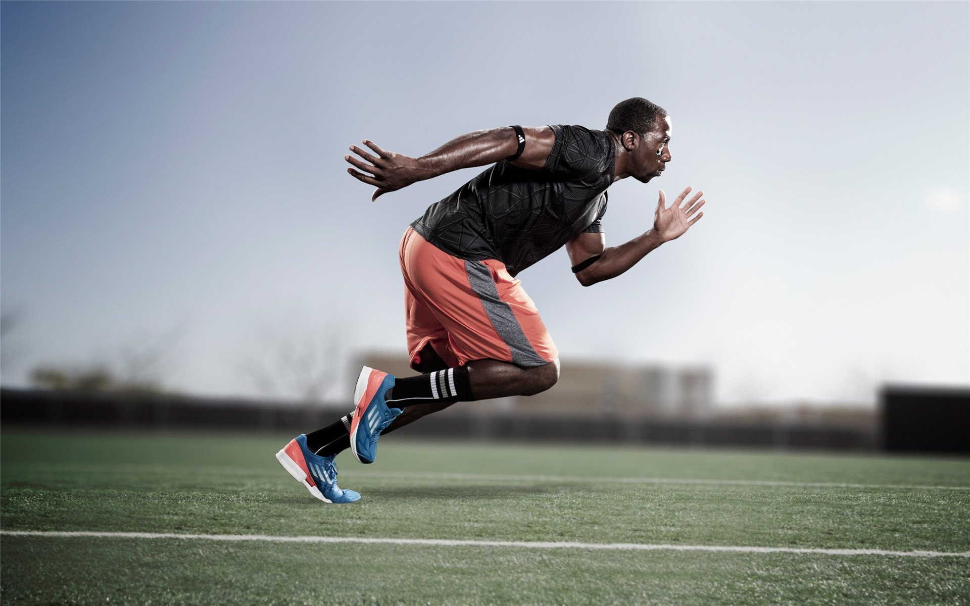 厄瓜多尔血拼巴黎，黄喜灿成为关键先生，一场跨越大陆的足球启示录